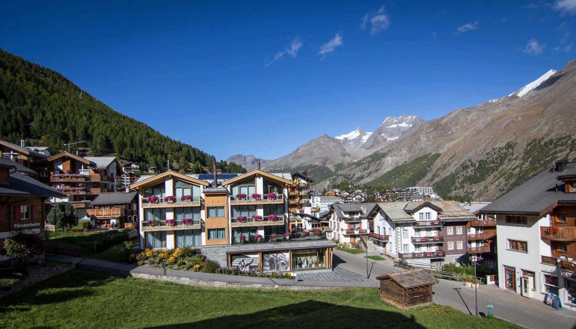 Berghof Garni - The Dom Collection Bed & Breakfast ซาสฟี ภายนอก รูปภาพ