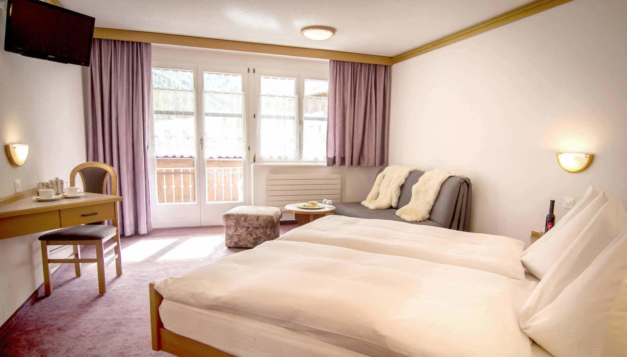 Berghof Garni - The Dom Collection Bed & Breakfast ซาสฟี ภายนอก รูปภาพ